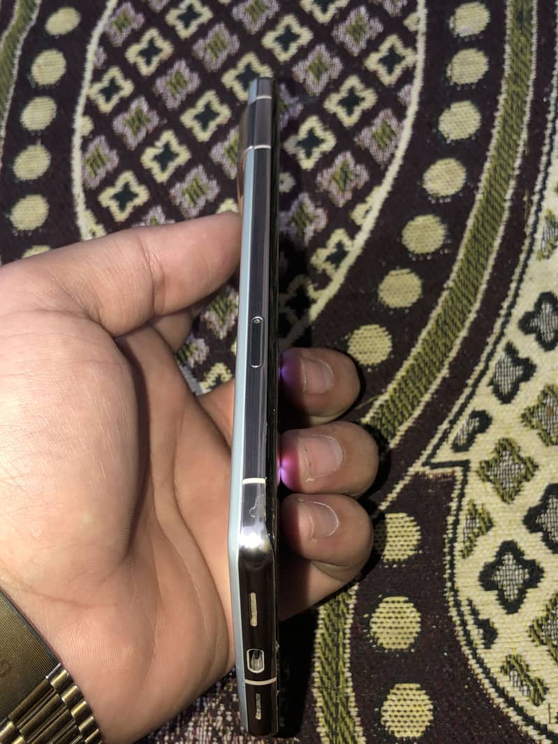 Google Pixel 7 Pro 4