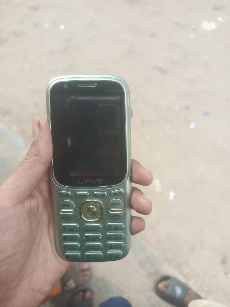 G'Five 4G stylish 5