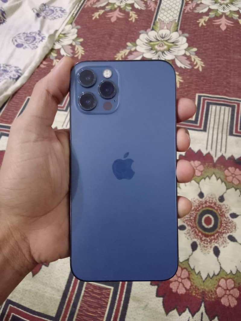 Apple iPhone 12 Pro 2