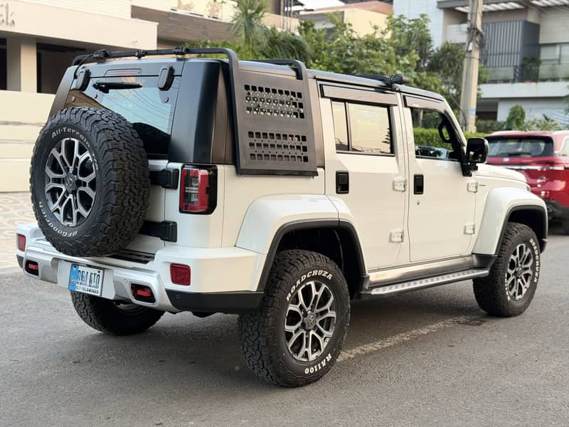 BAIC BJ40 Plus 2022 7