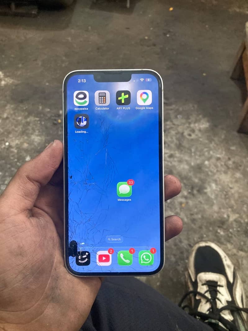 Apple iPhone 13 2