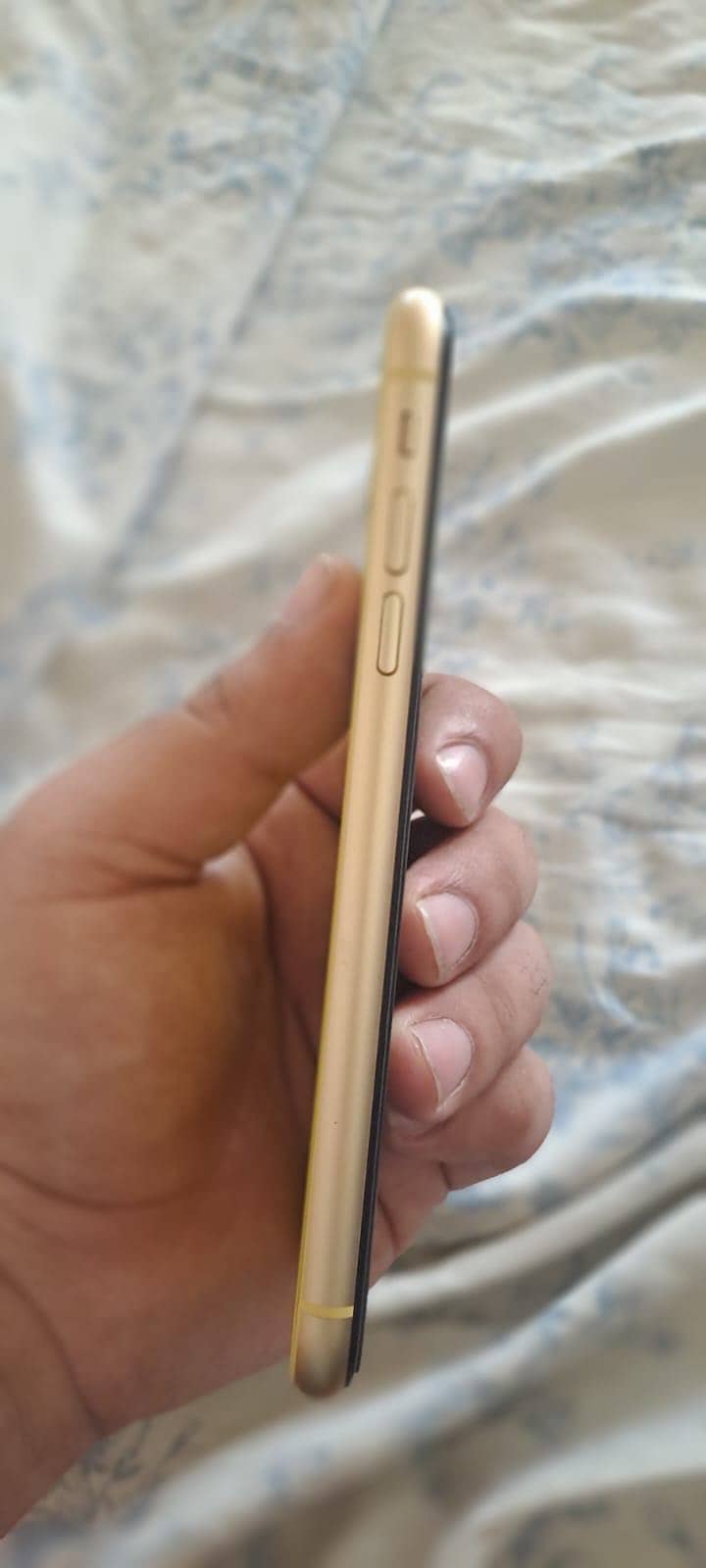 Apple iPhone XR 4