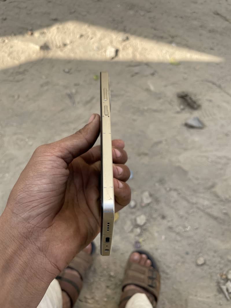 Realme C61 3