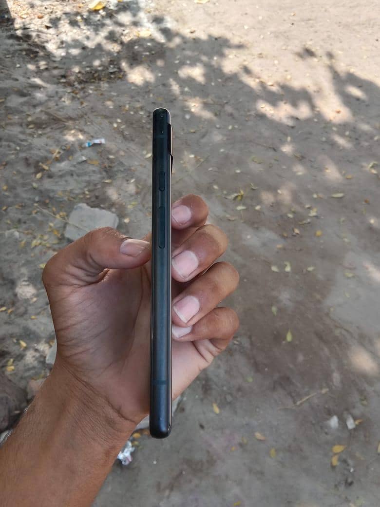 Google Pixel 6a 4