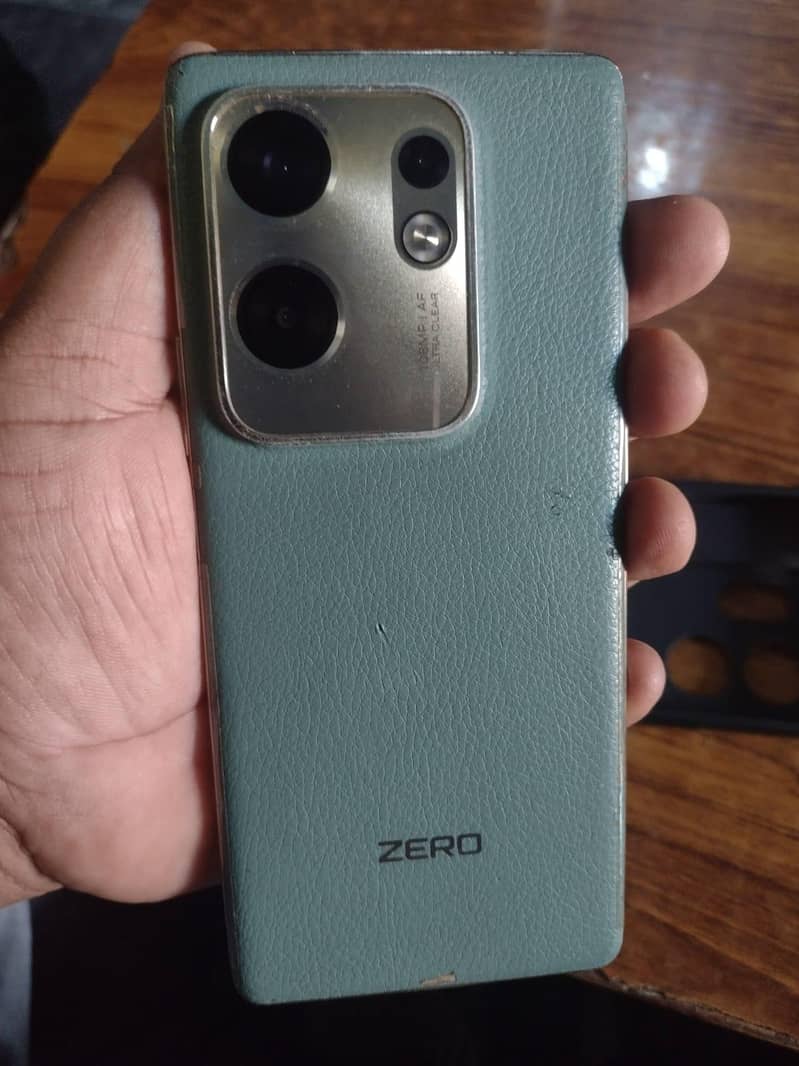 Infinix Zero 30 1