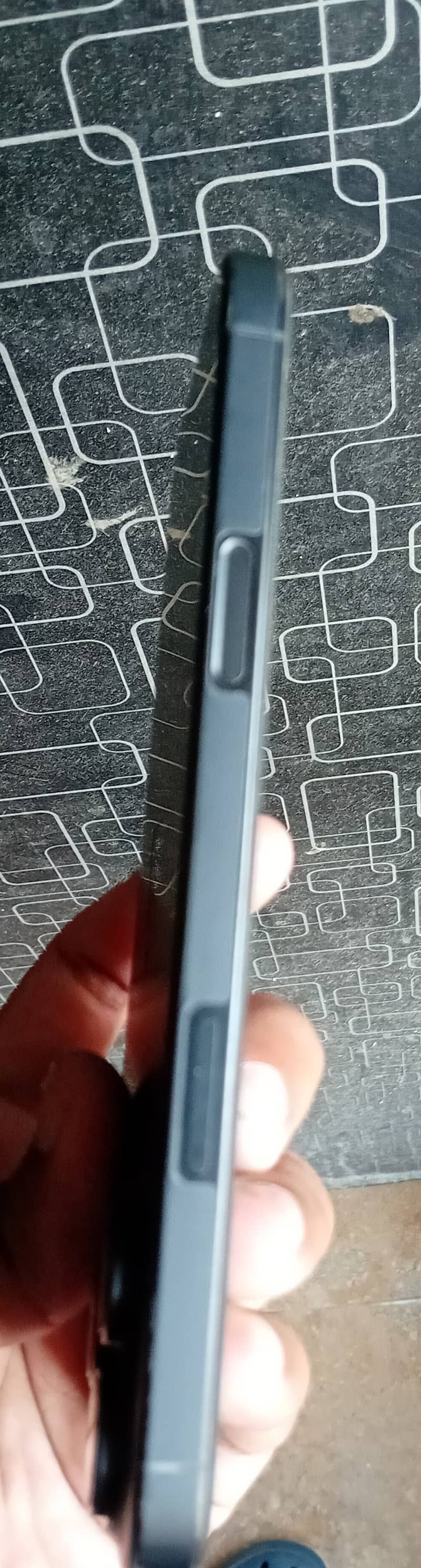 Apple iPhone 16 Pro Max 4