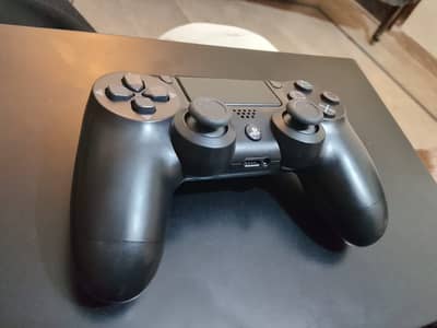 Sony PS4 controller third-party high level replica