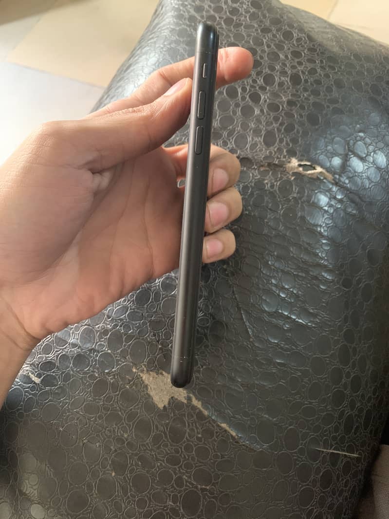 Apple iPhone XR 3