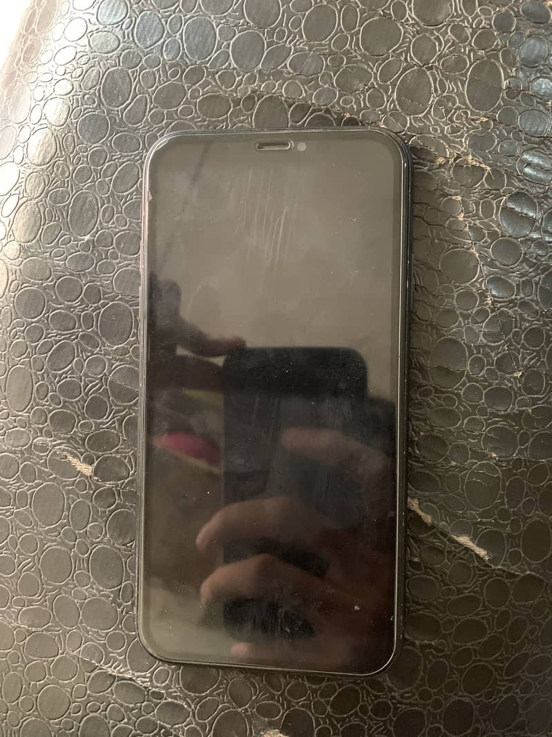 Apple iPhone XR 4