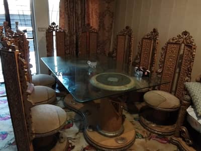 Dining table with 8 chairs