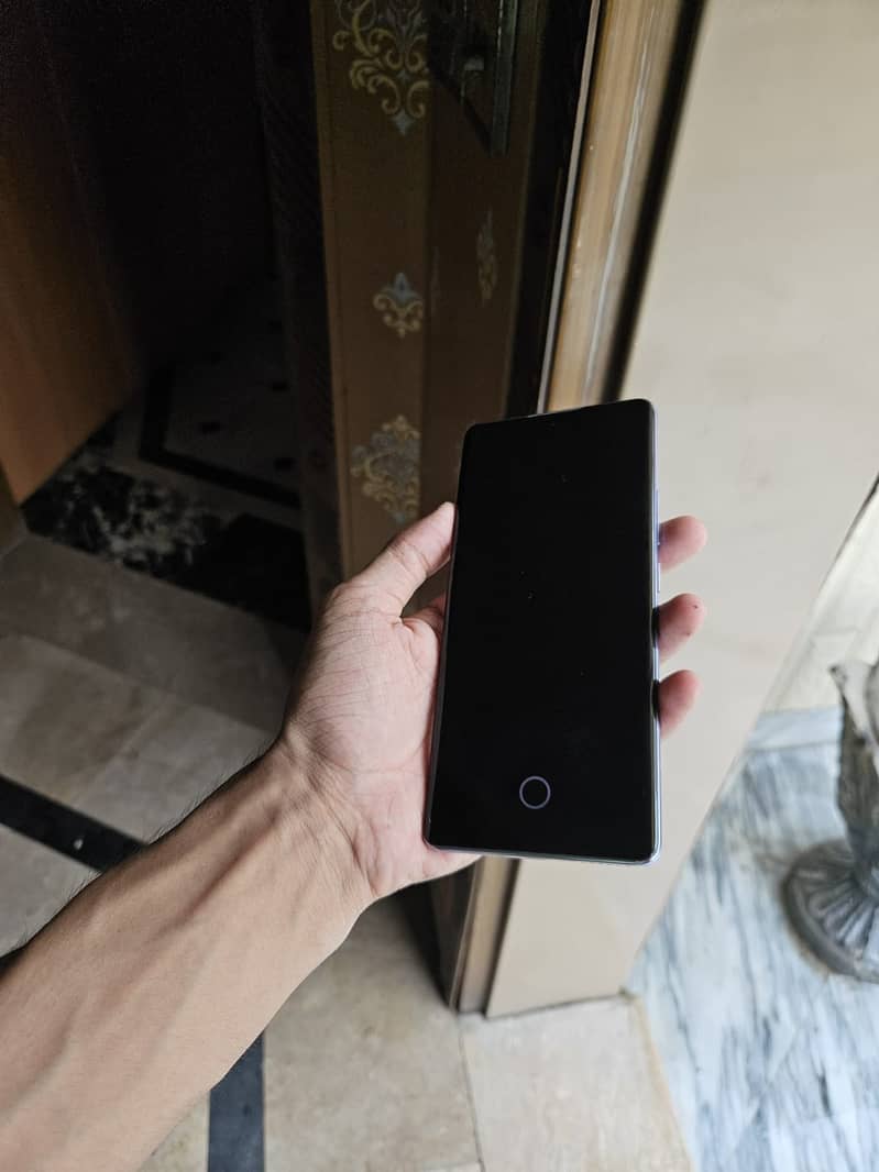 Xiaomi Redmi Note 14 Pro 4