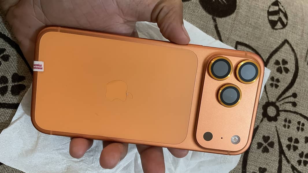 Apple iPhone 17 Pro Max 3