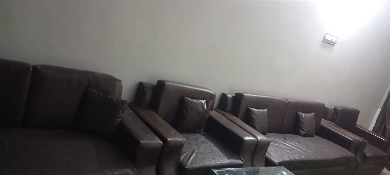 7 seater sofa with table 1