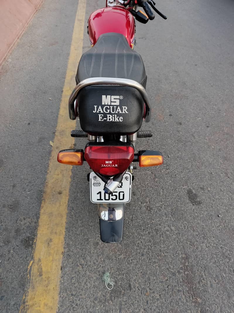 Ms Jaguar E70 Like New condition 1