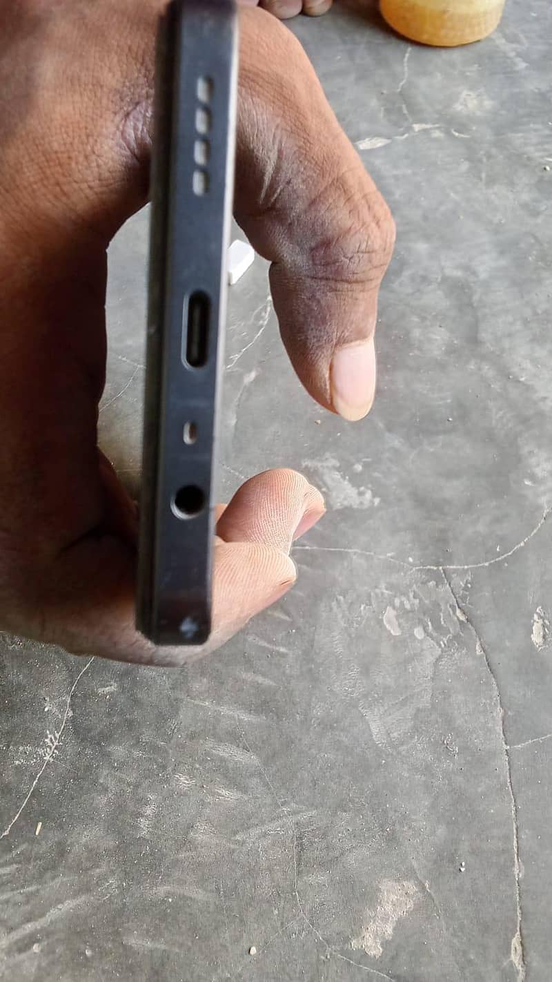Realme Note 60x 3