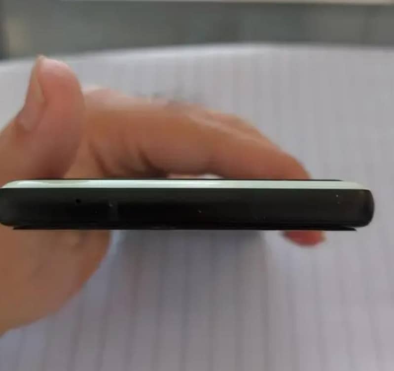 Google Pixel 6a 3