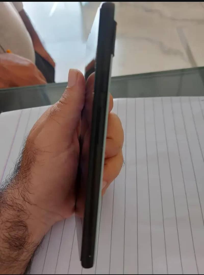 Google Pixel 6a 5