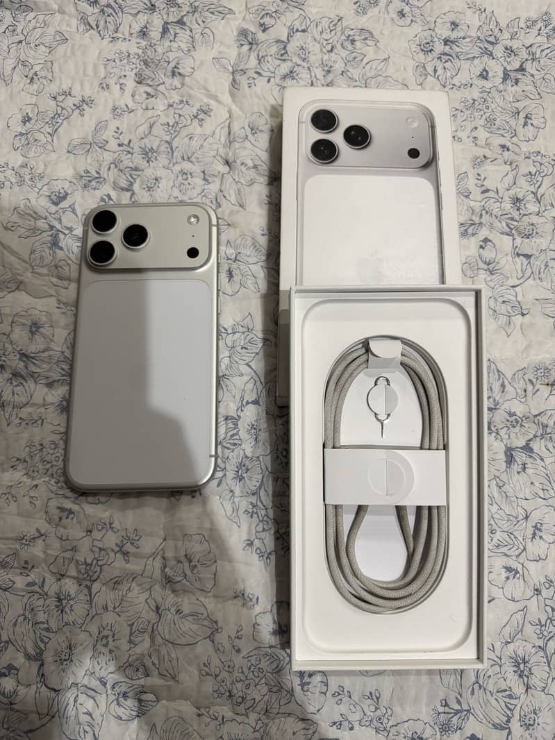 iphone 17 pro max silver 256 0