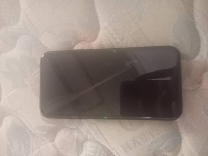 Apple iPhone XR 1