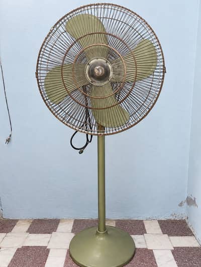Contact: ‪03039695138‬ Royal fan for sale
