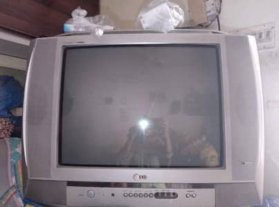 LG tv for sale