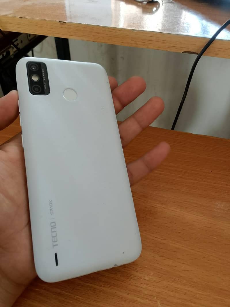 Tecno Spark 6 0
