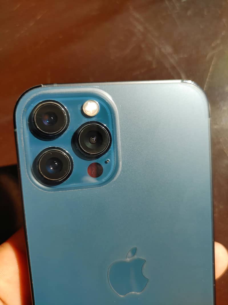 Apple iPhone 12 Pro Max 1
