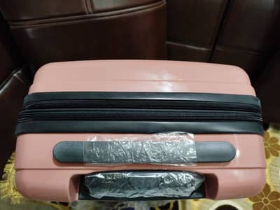 lugguge small size suitcase