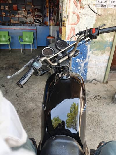 Suzuki gs150 2015model all Punjab register