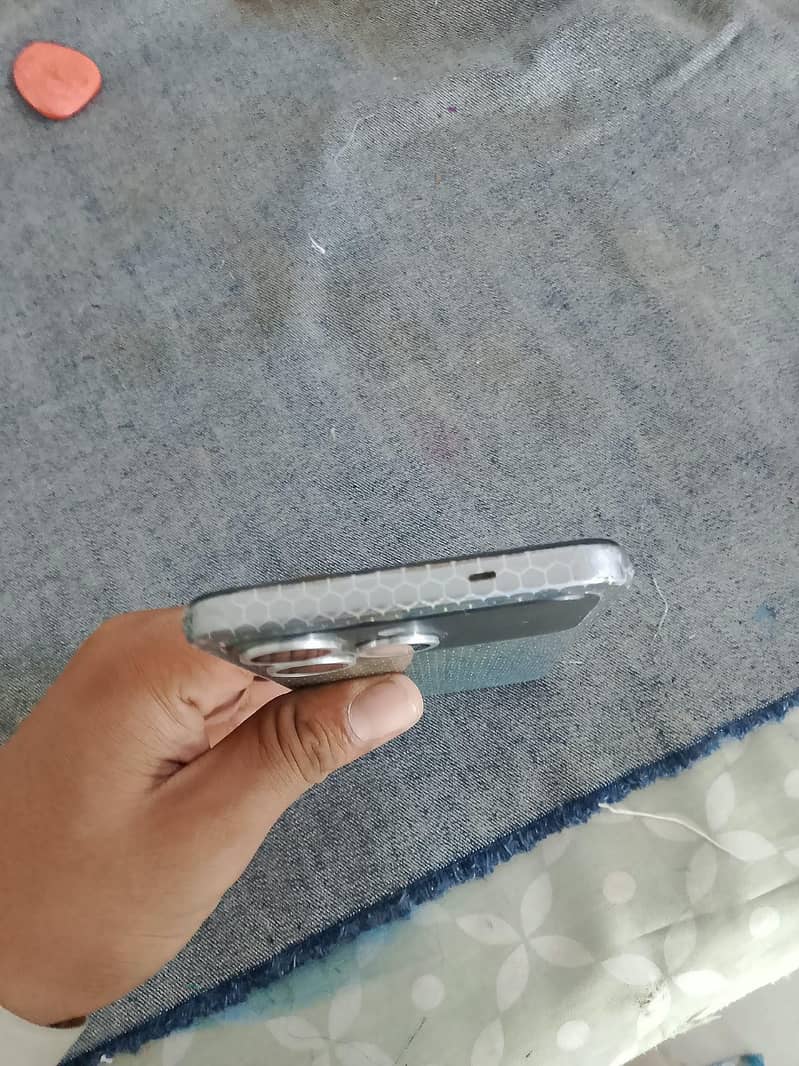 Tecno CAMON 40 5
