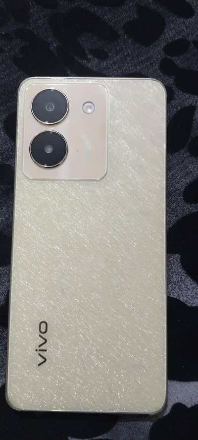 Vivo Y36 8/128 with Box
