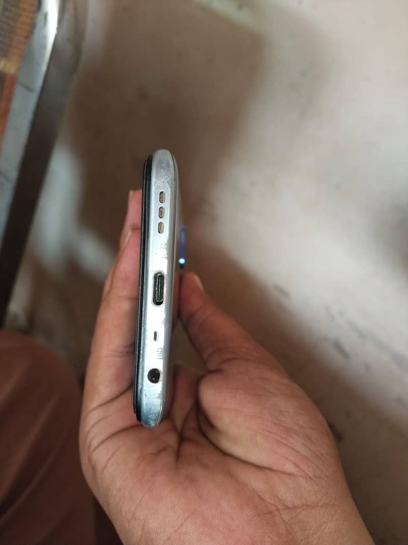 OPPO A54 3
