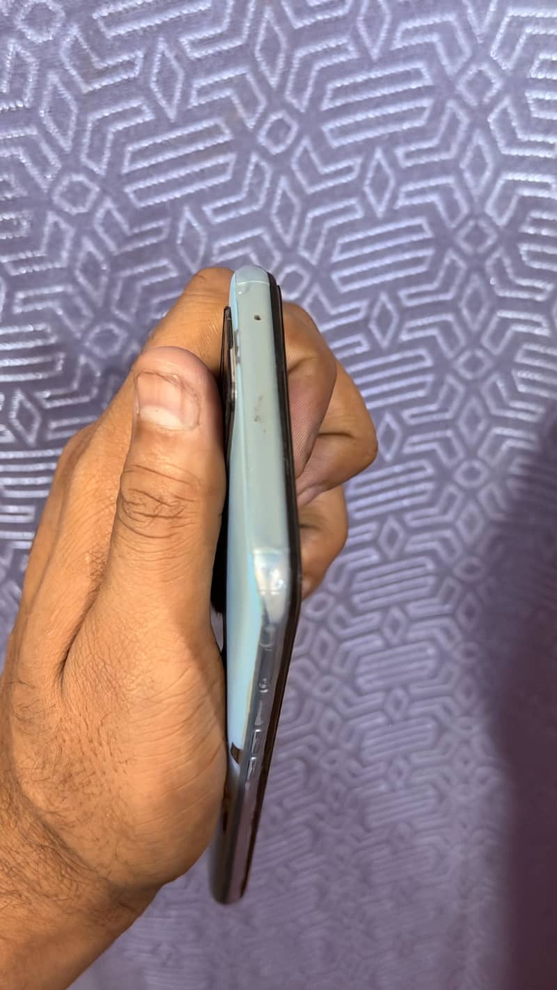 OPPO A76 4