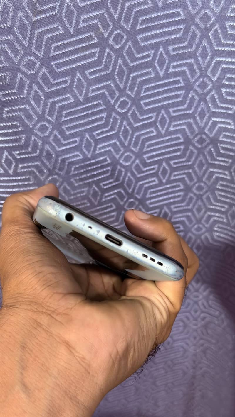 OPPO A76 5