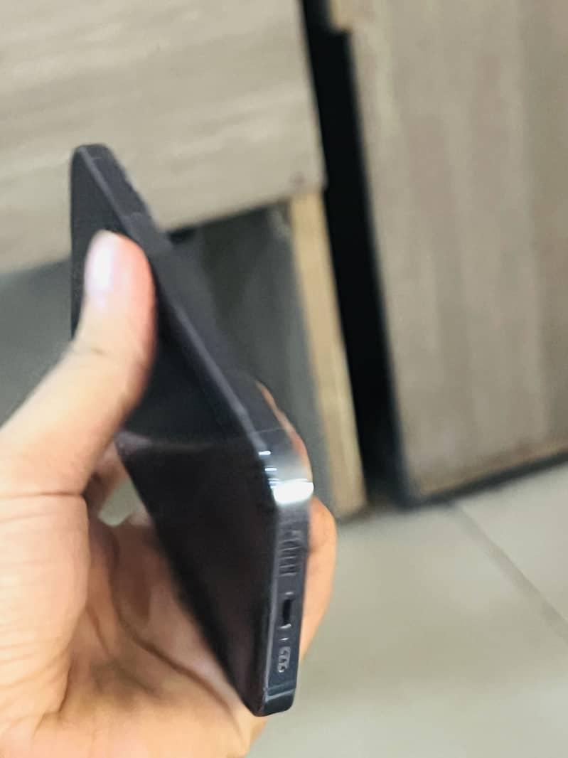 Apple iPhone 13 Pro 6
