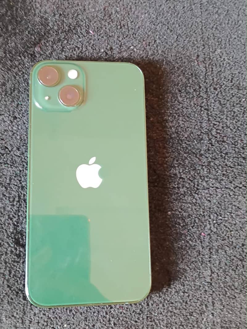 Apple iPhone 13 2
