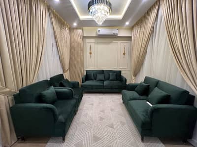FOR SALE SAHNA COMFORT Location: Gulshan-e-Iqbal, Block 7 (Near KFC) Property Details: 3 Bedrooms + Drawing & Dining (3 Bed D. D. ) Currently Rented Demand: PKR 1.60 Price Slightly Negotiable Contact us for further details and site visits.  *Code(16976)*