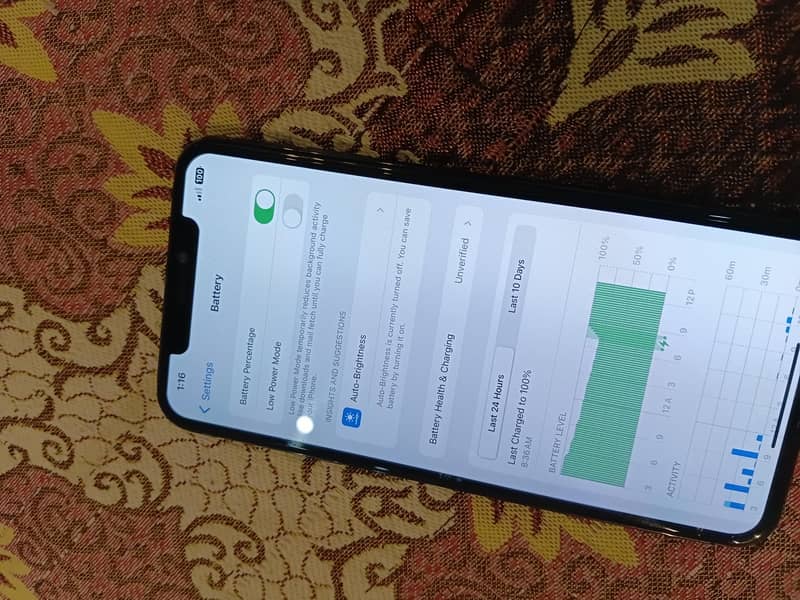 Apple iPhone XS Max 3