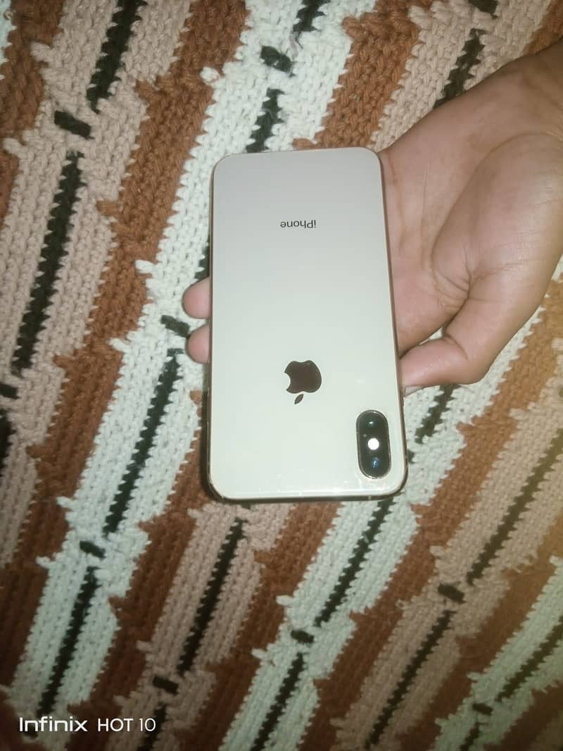 Apple iPhone XS 0