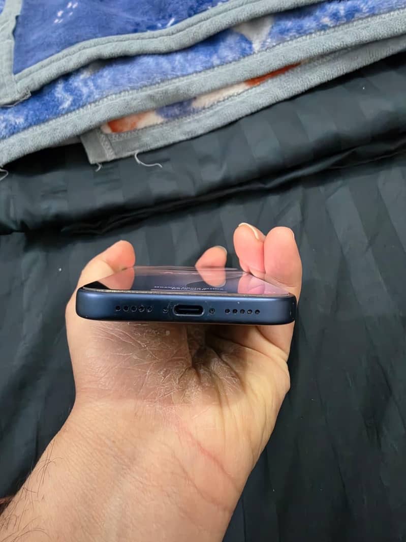 Apple iPhone 17 Pro 2