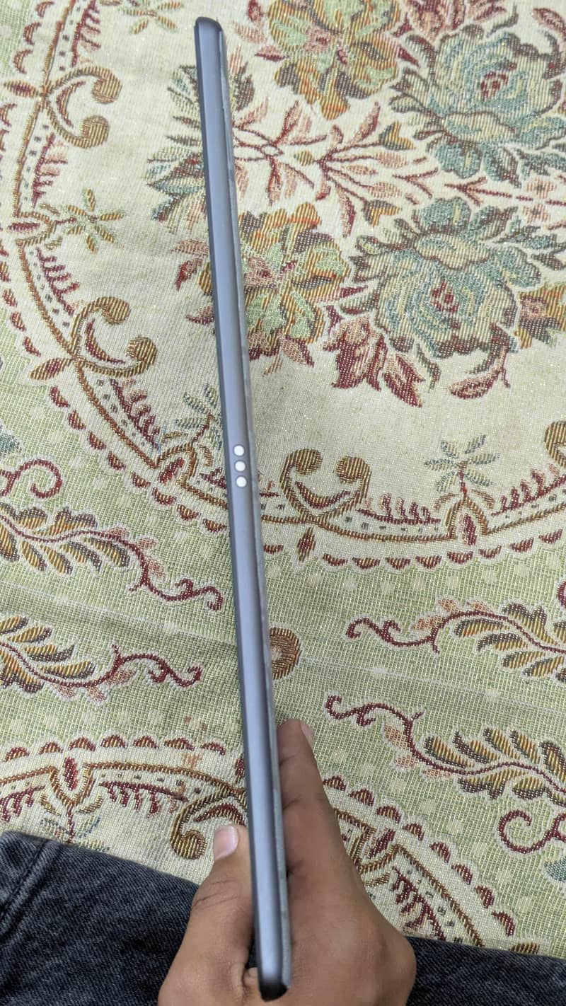 IPAD 9 GENERATION 4