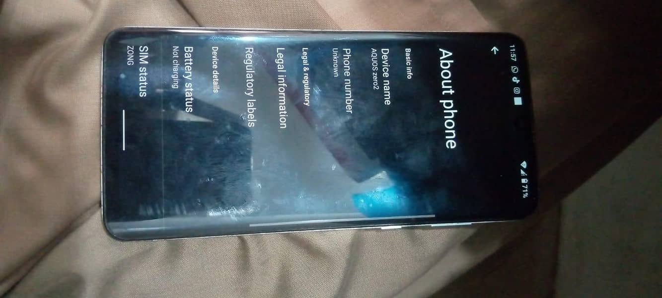 Sharp Aquos Zero 2 1
