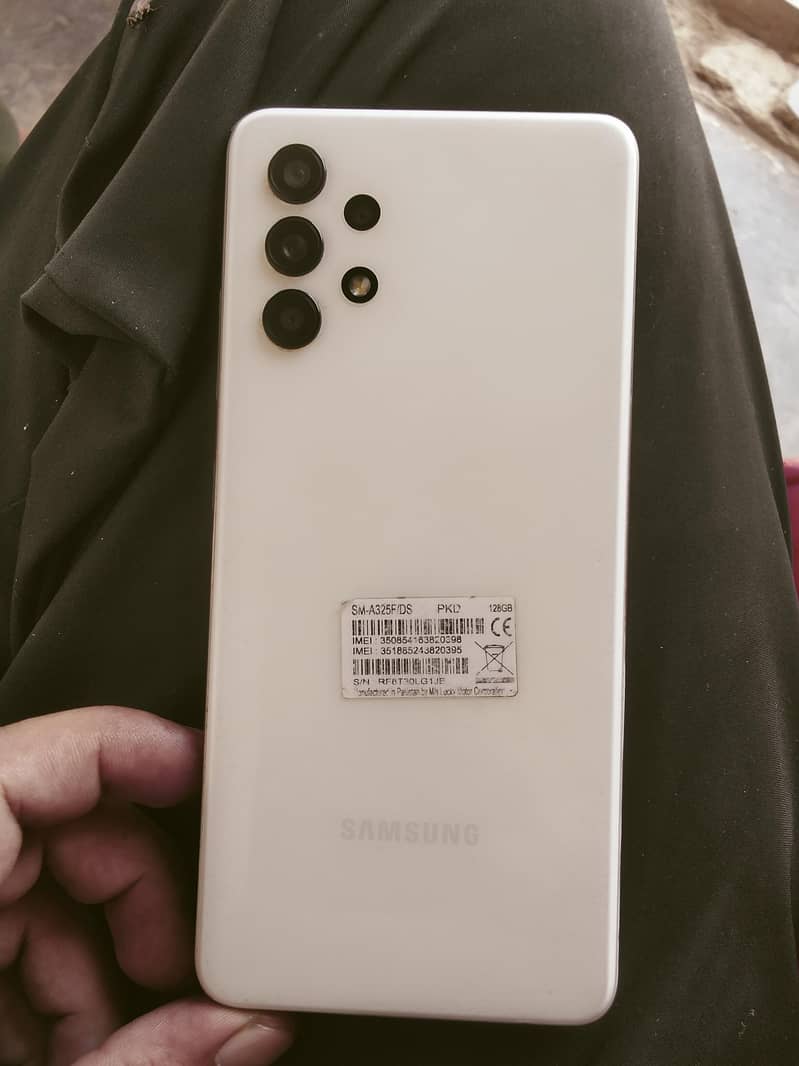 Samsung Mobile A32 1