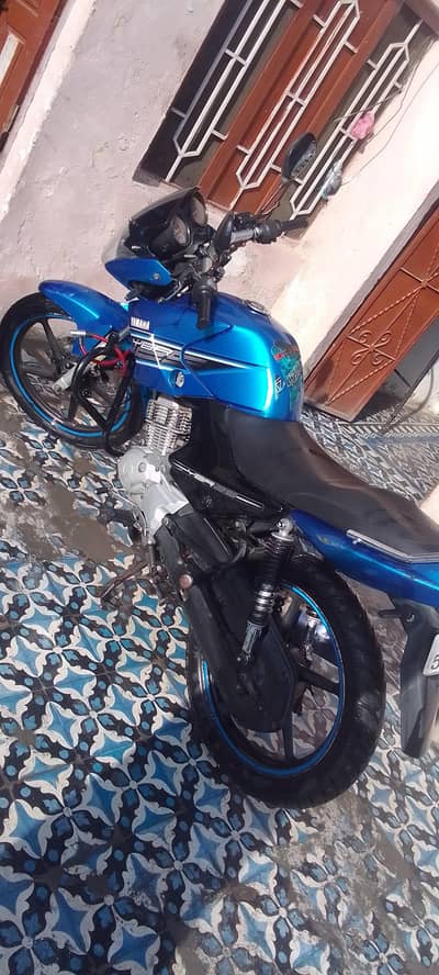 ybr 125 cc yahmaha 2016 model all punjab number best condition