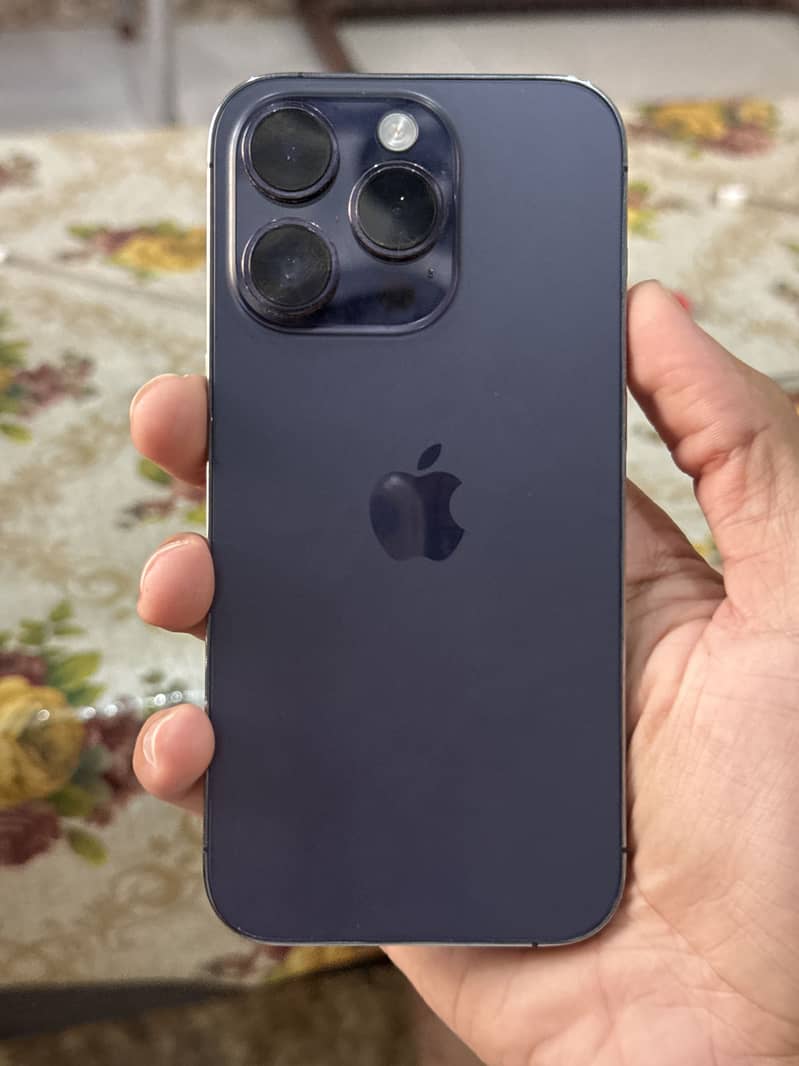 Apple iPhone 14 Pro 0