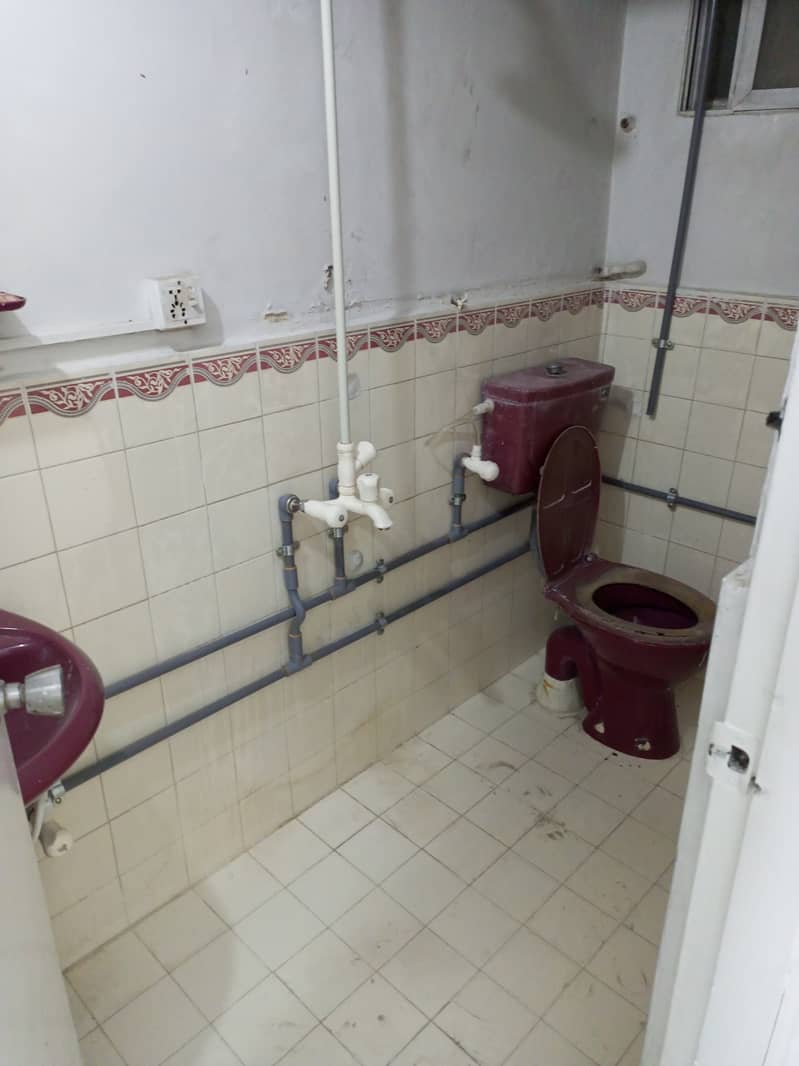 3 BEDS DRAWING DINING BOUNDARY WALL FLAT 5