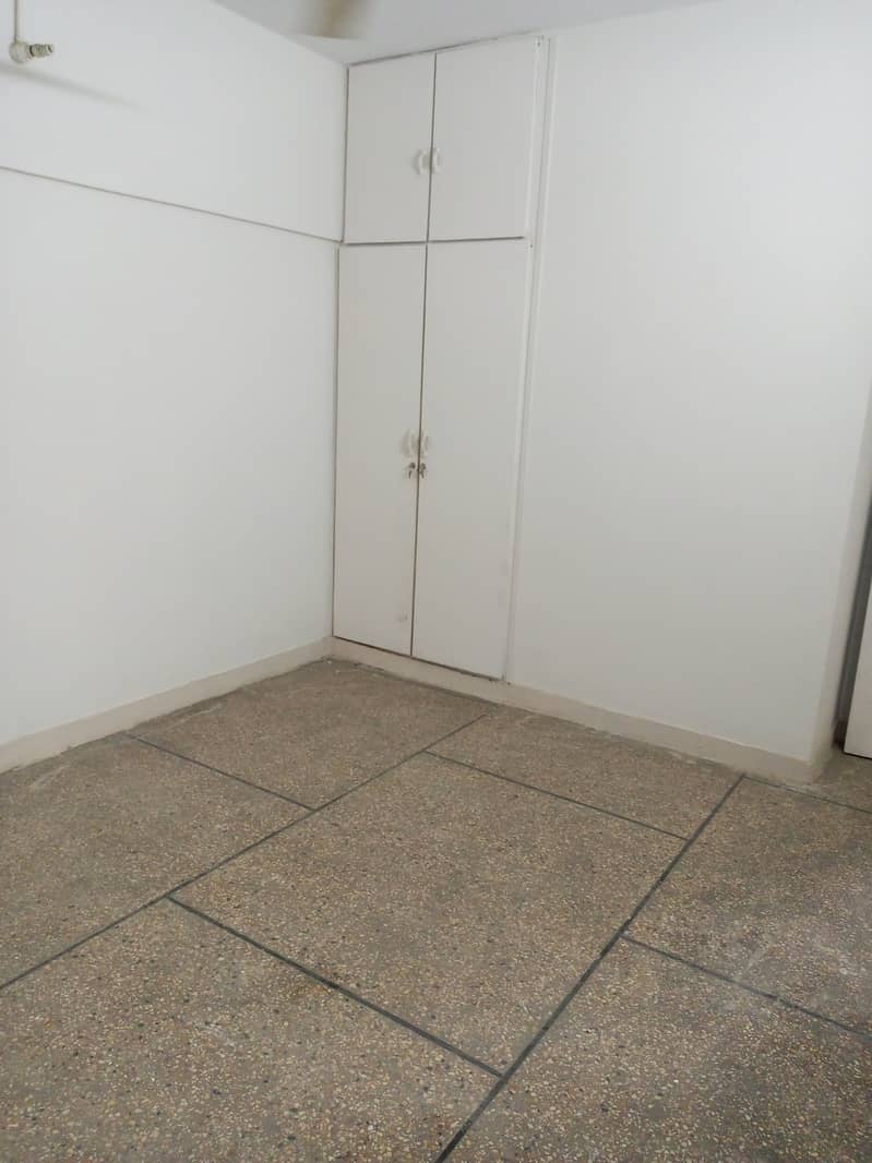 3 BEDS DRAWING DINING BOUNDARY WALL FLAT 20