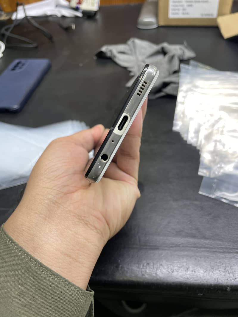 Samsung Mobile A32 1