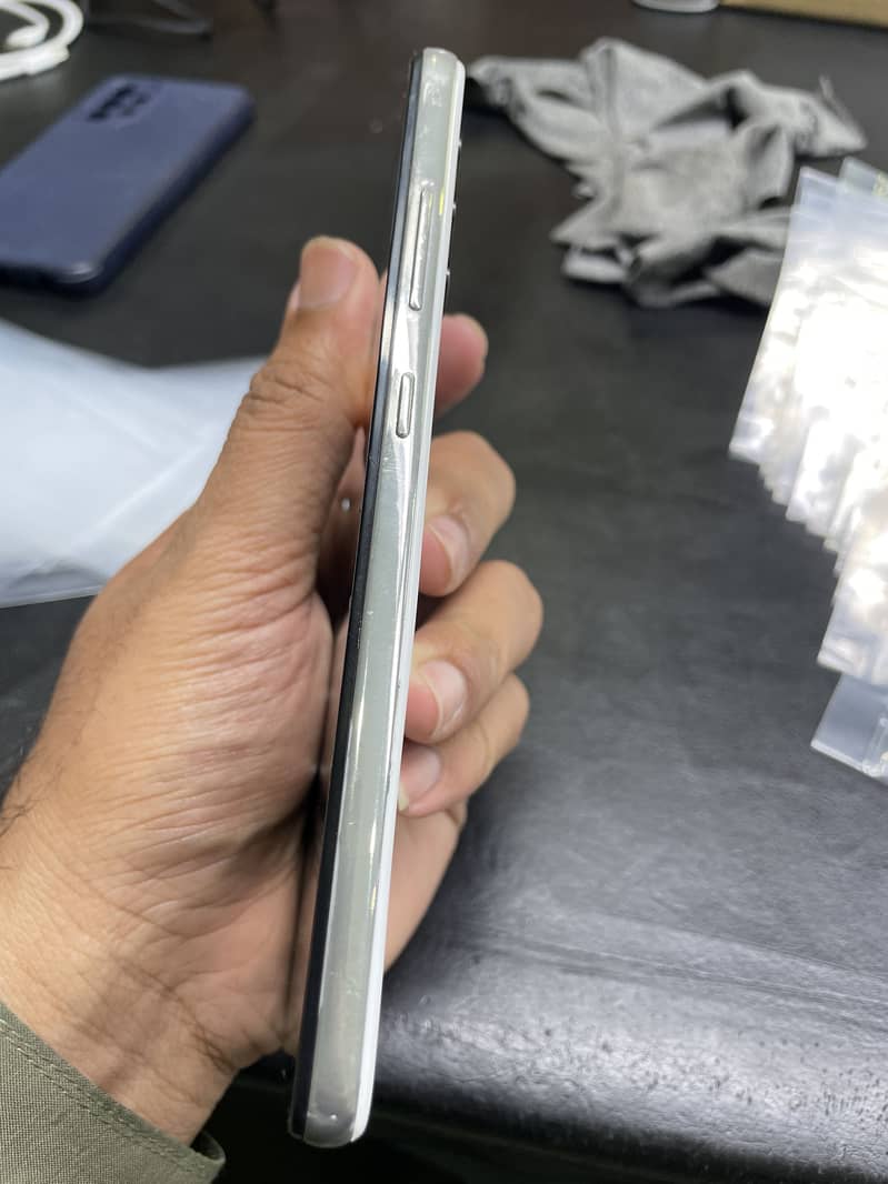 Samsung Mobile A32 3