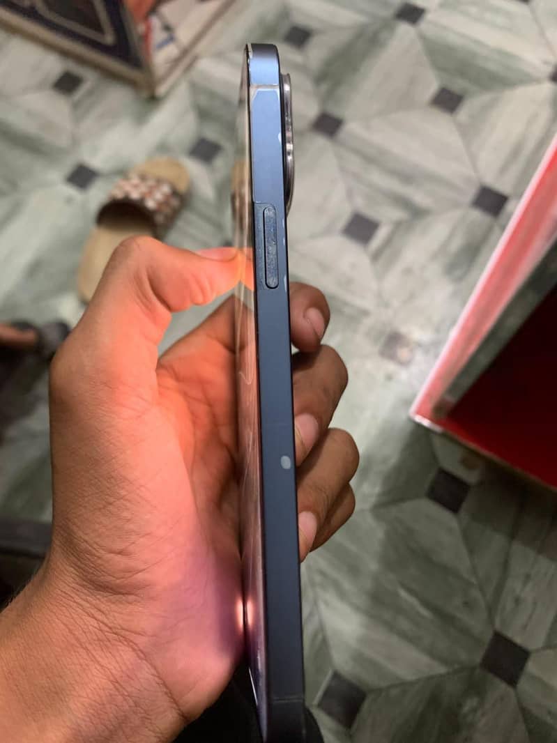 Apple iPhone 12 Pro Max 1